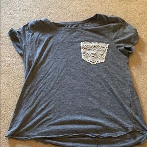 grey t-shirt with lace pocket